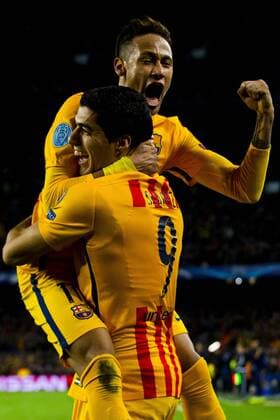 05.04.2016, xslx, Fussball UEFA Champions League, FC Barcelona Barca - Atletico Madrid, emspor, v.l. Luis Suarez (FC Barcelona) Jubelt nach dem Tor zum 2-1 mit Neymar da Silva Jr (FC Barcelona)