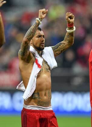 FUSSBALL CHAMPIONS LEAGUE SAISON 2015 2016 VIERTELFINALE HINSPIEL FC Bayern Muenchen - Benfica Lissabon 05.04.2016 Arturo Vidal (FC Bayern Muenchen) nach dem Abpfiff 