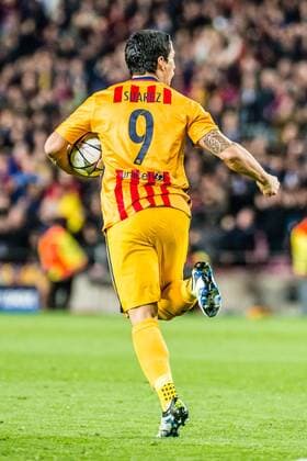April 5, 2016 - Barcelona, Catalonia, Spain - FC Barcelona Barca forward SUAREZ celebrates his first goal during the first leg of the Champions League quarter-final between FC Barcelona and Atletico Madrid at the Camp Nou stadium in Barcelona FC Barcelona 2:1 Atletico Madrid - Champions League Quarter Final - ZUMAo105