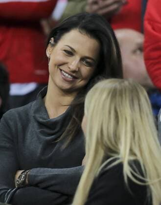 Anna, Frau von Robert LEWANDOWSKI, BVB 9 davor Nina Weiss Freundin von Manuel Neuer FC BAYERN MUENCHEN - BENFICA LISSABON 1-0 Quarterfinal, Football UEFA Champions League, Munich, 05.04.2016 CL Saison 2015 2016