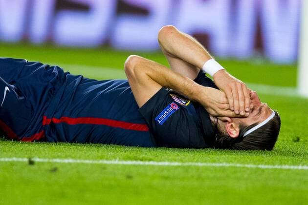 05.04.2016, xslx, Fussball UEFA Champions League, FC Barcelona Barca - Atletico Madrid, emspor, v.l. Filipe Luis (Atletico de Madrid)