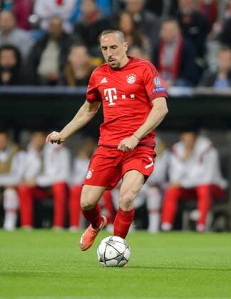 5. April 2016: Muenchen, Allianz Arena: Fussball UEFA Champions League, Viertelfinale: FC Bayern Muenchen - Benfica Lissabon: Muenchens Franck Ribery am Ball.