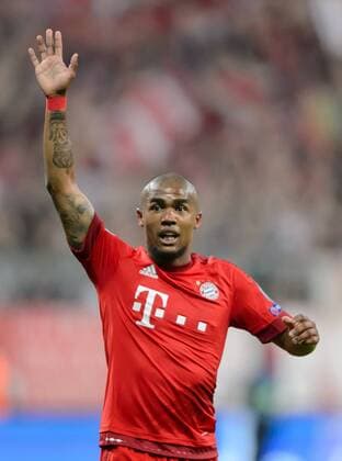 5. April 2016: Muenchen, Allianz Arena: Fussball UEFA Champions League, Viertelfinale: FC Bayern Muenchen - Benfica Lissabon: Muenchens Douglas Costa de Souza.