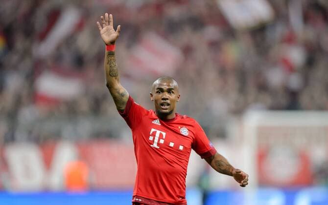 5. April 2016: Muenchen, Allianz Arena: Fussball UEFA Champions League, Viertelfinale: FC Bayern Muenchen - Benfica Lissabon: Muenchens Douglas Costa de Souza.