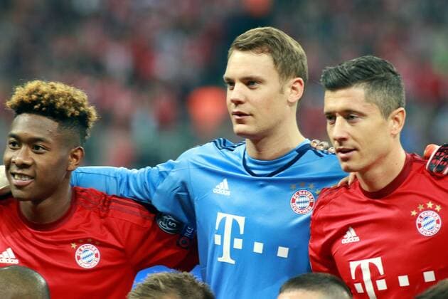 v.l.: David Alaba, Manuel Neuer, Robert Lewandowski (FC Bayern) Fussball UEFA Champions League FC Bayern München - Benfica Lissabon 05.04.2016