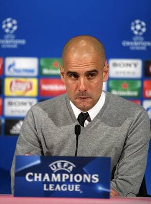 05.04.2016, Fussball Championsleague 2015 2016, Viertelfinale Hinspiel, FC Bayern München - Benfica Lissabon, in der Allianzarena München. Pressekonferenz nach dem Spiel: Trainer Pep Guardiola (FC Bayern München) nachdenklich. 