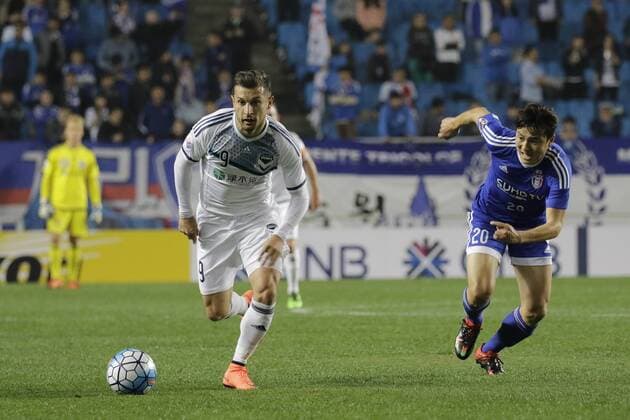 April 6, 2016 - Suwon, Gyeonggi, South Korea - Baek Ji Hoon of Suwon Samsung Bluewings FC and Kosta Barbarouses of Melbourne Victory action during an ACL Group G Suwon Samsung Bluewings FC vs Melbourne Victory match at World Cup Stadium in Suwon South Korea. Today match 1:1 Same. ACL-Group G Suwon Samsung Bluewings FC v Melbourne Victory-Suwon - ZUMAs168