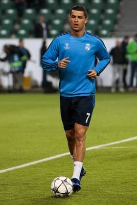 Fußball, UEFA Champions League, VfL Wolfsburg - Real Madrid CF; Cristiano Ronaldo (Real Madrid) Freisteller, Einzelbild, Aktion, action. xtgx