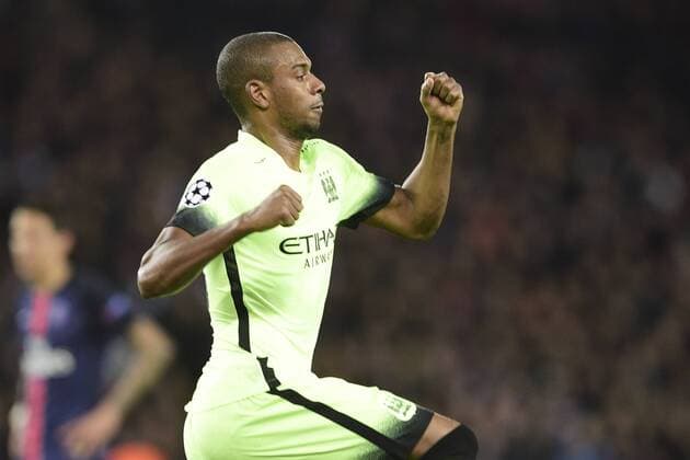 Jubel Fernandinho Luiz Roza (Manchester City) Torjubel FOOTBALL : Paris St. Germain (PSG) vs Manchester City - Champions League - 06 04 2016 JBAutissierx 