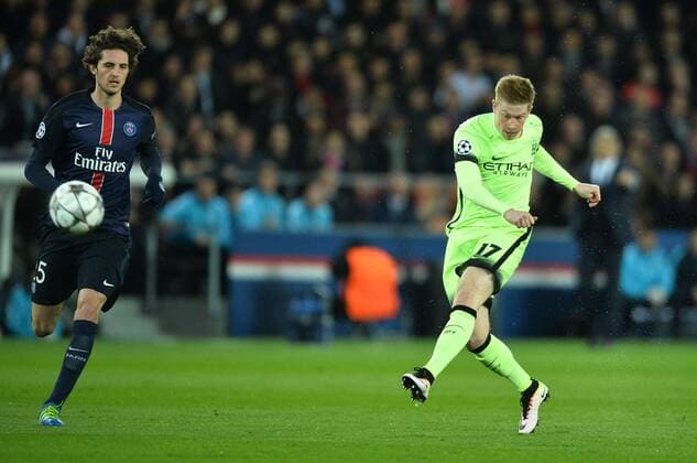 ADRIEN RABIOT (psg) - Kevin De Bruyne (mc) FOOTBALL : Paris St. Germain (PSG) vs Manchester City - Champions League - 06 04 2016 AnthonyBIBARD FEPx 