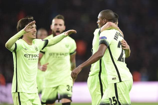 Jubel des joueurs de Manchester City apres le but de Fernandinho Luiz Roza (Manchester City) FOOTBALL : Paris St. Germain (PSG) vs Manchester City - Champions League - 06 04 2016 JBAutissierx 