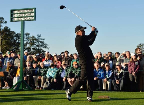 Honorary starter Gary Player hits a tee shot to begin the 2016 Masters Tournament at Augusta National in Augusta, Georgia on April 7, 2016.  AUG20160407104 KEVINxDIETSCH
