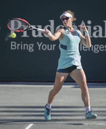 April 7, 2016: Samantha Stosur (AUS) loses to Sara Errani (ITA) 6-4, 7-6, at the Volvo Car Open being played at Family Circle Tennis Center in Charleston, South Carolina. Ã‚Â© TENNIS 2016: Volvo Car Open APRIL 16 - ZUMAc04_