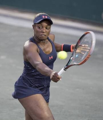 April 7, 2016: Sloane Stephens (USA) battles against Daria Gavrilova (AUS) , at the Volvo Car Open being played at Family Circle Tennis Center in Charleston, South Carolina. Â© TENNIS 2016: Volvo Car Open APRIL 16 - ZUMAc04_