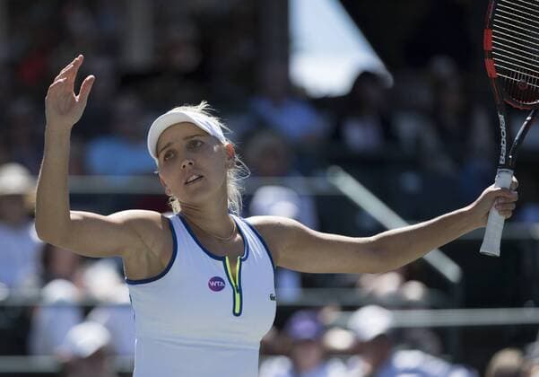 April 9, 2016: Elena Vesnina (RUS) defeated Sara Errani (ITA) 6-4, 4-6, 6-2, at the Volvo Car Open being played at Family Circle Tennis Center in Charleston, South Carolina. Ã‚Â© TENNIS 2016: Volvo Car Open APRIL 16 - ZUMAc04_