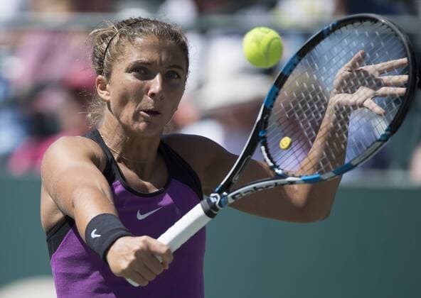 April 9,2016: Sara Errani (ITA) loses to Elena Vesnina (RUS) 6-4, 4-6, 6-2, at the Volvo Car Open being played at Family Circle Tennis Center in Charleston, South Carolina. Ã‚Â© TENNIS 2016: Volvo Car Open APRIL 16 - ZUMAc04_