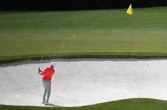 Soren Kjeldsen of Denmark hits out of a bunker to the 4th green in the final round of the 2016 Masters Tournament at Augusta National in Augusta, Georgia on April 10, 2016.  MAS20160410120 KEVINxDIETSCH