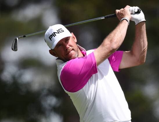 Lee Westwood of England hits a tee shot on the 4th hole in the final round of the 2016 Masters Tournament at Augusta National in Augusta, Georgia on April 10, 2016.  MAS20160410132 KEVINxDIETSCH