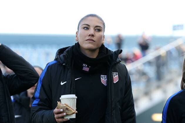 10 April 2016: Hope Solo (USA). The United States Women s national team Nationalteam played the Colombia Women s National Team at Talen Energy Stadium in Chester, Pennsylvania in an women s International Friendly Länderspiel soccer game. The U.S. won the match 3-0. (Photograph by Andy Mead YCJ Icon Sportswire) SOCCER: APR 10 Women s - USA v Colombia Icon918160410008 EDITORIAL USE ONLY