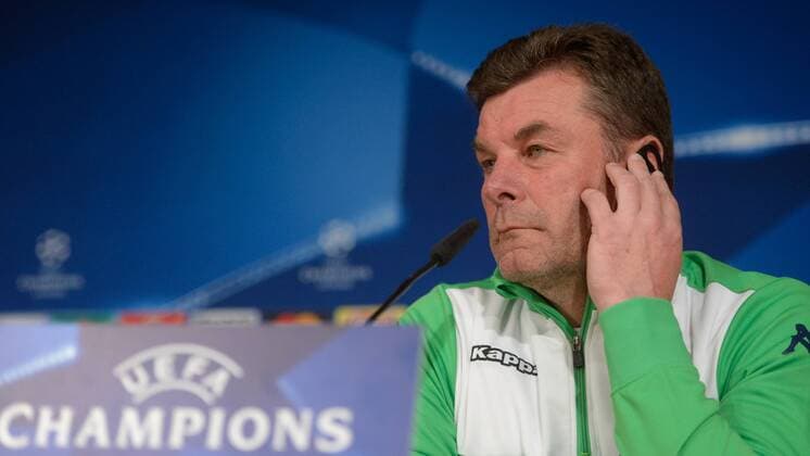 Dieter Hecking (Trainer, Wolfsburg) auf der Abschluss-Presserkonferenz in Madrid, xjgx