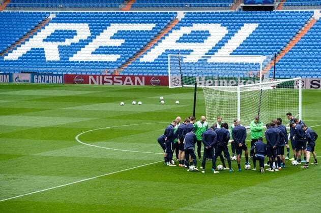 Bilder des Tages - SPORT Die Spieler des VfL Wolfsburg beim Abschlusstraining vor dem großen Viertelfinale gegen Real Madrid, Mannschaft, Team, Training, xjgx