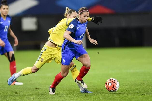 Jessica Houara (France) FOOTBALL : France vs Ukraine - Match Qualificatif Euro2017 - 11 04 2016 JBAutissier Panoramic 