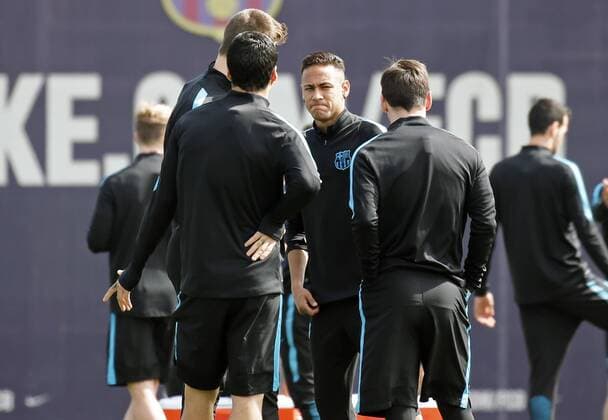 BARCELONA -april 12- SPAIN: Leo Messi, Neymart Jr., Gerard Pique and Luis Suarez during the training before the Champions League match against Atletico de Madrid, celebrated in the Ciutat Esportiva Joan Gamper, on april 12, 2016. Photo: Joan Valls Urbanandsport Cordon Press  xJoanxValls Urbanandsportx xFC-BARCELONA-TRAINING-CHAMPIONS-LEAGUEx