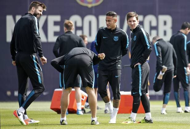 BARCELONA -april 12- SPAIN: Leo Messi, Neymar Jr., Gerard Pique and Luis Suarez during the training before the Champions League match against Atletico de Madrid, celebrated in the Ciutat Esportiva Joan Gamper, on april 12, 2016. Photo: Joan Valls Urbanandsport Cordon Press  xJoanxValls Urbanandsportx xFC-BARCELONA-TRAINING-CHAMPIONS-LEAGUEx
