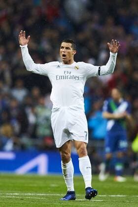 12.04.2016, xslx, Fussball UEFA Champions League, Real Madrid - VfLWolfsburg, emspor, v.l. Cristiano Ronaldo (Real Madrid CF) Jubelt nach dem Tor zum 1-0