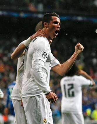 Real Madrid Portuguese forward Cristiano Ronaldo celebrates his second goal for the team before Wolfsburg during a Champions League quarter final second leg match held at Santiago Bernabeu Stadium in Madrid, Spain, 12 April 2016. REAL MADRID VS WOLFSBURGO !ACHTUNG: NUR REDAKTIONELLE NUTZUNG!  RMD004 20160412-635960926641702358