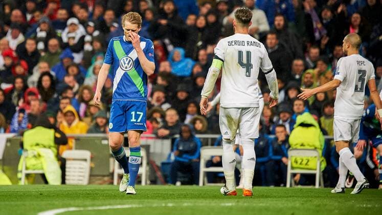 Andre Schürrle (Wolfsburg, 17), enttäuscht schauend, Enttäuschung, Frustration, disappointed, pessimistisch, xjgx