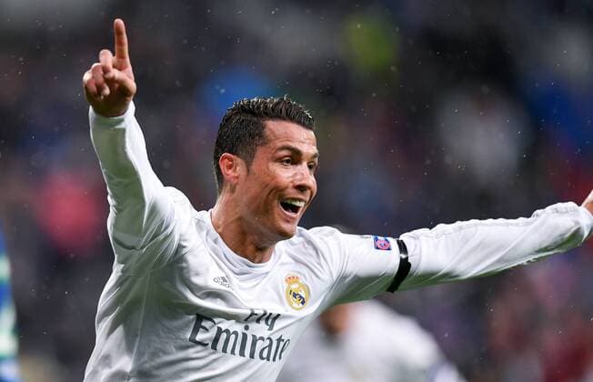 FUSSBALL CHAMPIONS LEAGUE SAISON 2015 2016 VIERTELFINALE RUECKSPIEL Real Madrid - VfL Wolfsburg 12.04.2016 Cristiano Ronaldo (Real Madrid) bejubelt seinen Treffer zum 2:0 
