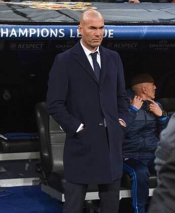 FUSSBALL CHAMPIONS LEAGUE SAISON 2015 2016 VIERTELFINALE RUECKSPIEL Real Madrid - VfL Wolfsburg 12.04.2016 Trainer Zinedine Zidane (Real Madrid) 