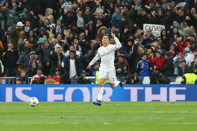 Madrid Real Madrid vs VfL, CL Madrid, Spanien. 12.04.2016, FUßBALL - Real Madrid vs VfL Wolfsburg, Viertelfinale, Champions League, Saison 2015-2016, Estadio Santiago Bernabeu. Bild zeigt: Cristiano Ronaldo (Real Madrid) jubelt nach seinem Tor zum 1:0