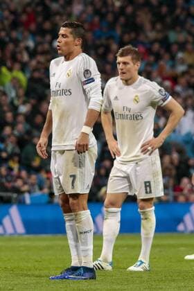 Fußball, Bundesliga, UEFA Champions League, Real Madrid - VfL Wolfsburg; Cristiano Ronaldo (CR7, Real Madrid, 7) atmet tief durch vor dem Torschütze zum 3:0 ,scores the goal, Tor, Torschuss, Abschluss, Torabschluss, Torerfolg, Aktion, action. xtgx