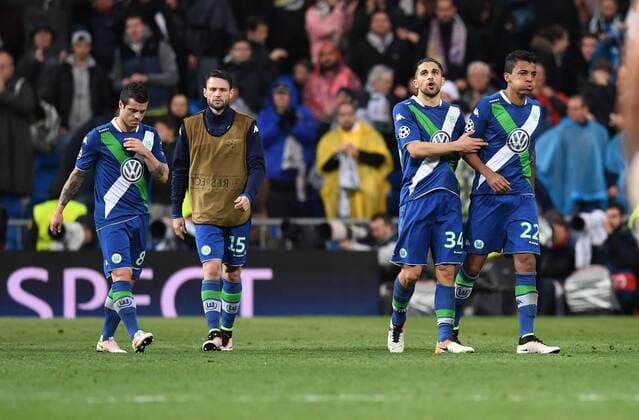 FUSSBALL CHAMPIONS LEAGUE SAISON 2015 2016 VIERTELFINALE RUECKSPIEL Real Madrid - VfL Wolfsburg 12.04.2016 Enttaeuschter Abgang: Vierinha, Christian Traesch, Ricardo Rodriguez und Luiz Gustavo (v.l., alle VfL Wolfsburg) 