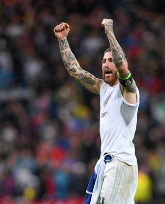 FUSSBALL CHAMPIONS LEAGUE SAISON 2015 2016 VIERTELFINALE RUECKSPIEL Real Madrid - VfL Wolfsburg 12.04.2016 Jubel nach dem Abpfiff: Sergio Ramos (Real Madrid) 