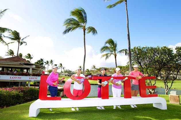 April 12, 2016 - (L-R) Brooke Henderson, Lydia Ko, Hyo Joo Kim, In Bee Park, and Michelle Wie pose for a picture during the Pro Am day of the Lotte Championship presented by Hershey at Ko Olina Golf Club in Kapolei, HI LPGA Golf Damen Golf 2016: Lotte Championship APR 12 - ZUMAc04_