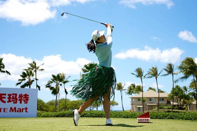 April 12, 2016 - Xi Yu Lin hits her tee shot wearing the hula skirt during the Pro Am day of the Lotte Championship presented by Hershey at Ko Olina Golf Club in Kapolei, HI LPGA Golf Damen Golf 2016: Lotte Championship APR 12 - ZUMAc04_