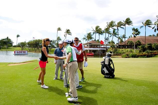 April 12, 2016 - Alison Lee shakes her team mates hands before leaving the green during the Pro Am day of the Lotte Championship presented by Hershey at Ko Olina Golf Club in Kapolei, HI LPGA Golf Damen Golf 2016: Lotte Championship APR 12 - ZUMAc04_