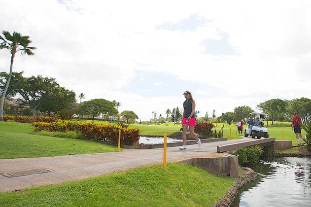 April 12, 2016 - Alison Lee crosses the 18th fairway bridge during the Pro Am day of the Lotte Championship presented by Hershey at Ko Olina Golf Club in Kapolei, HI LPGA Golf Damen Golf 2016: Lotte Championship APR 12 - ZUMAc04_