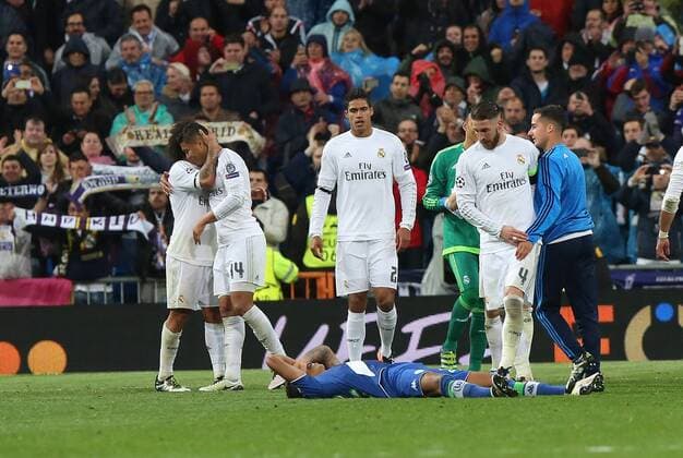 Madrid Real Madrid vs VfL, CL Madrid, Spanien. 12.04.2016, FUßBALL - Real Madrid vs VfL Wolfsburg, Viertelfinale, Champions League, Saison 2015-2016, Estadio Santiago Bernabeu. Bild zeigt: Madrid Schlussjubel