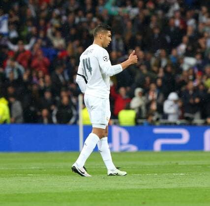 Madrid Real Madrid vs VfL, CL Madrid, Spanien. 12.04.2016, FUßBALL - Real Madrid vs VfL Wolfsburg, Viertelfinale, Champions League, Saison 2015-2016, Estadio Santiago Bernabeu. Bild zeigt: Casemiro (Real Madrid)