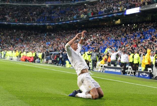 Madrid Real Madrid vs VfL, CL Madrid, Spanien. 12.04.2016, FUßBALL - Real Madrid vs VfL Wolfsburg, Viertelfinale, Champions League, Saison 2015-2016, Estadio Santiago Bernabeu. Bild zeigt: Cristiano Ronaldo (Real Madrid) jubelt nach seinem Tor zum 3:0