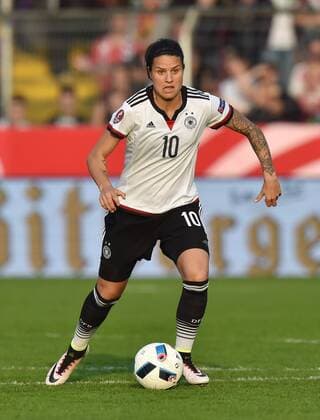 12.04.2016, Fussball EM - Qualifikationsspiel der Frauen in Osnabrueck, Deutschland - Kroatien 2-0, Dzsenifer Marozsan (Deutschland)