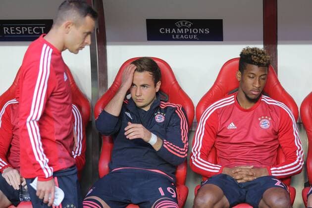 Mario GOETZE, FCB 19 Kingsley COMAN, FCB 29 Ersatzbank, Spielerbank, Reserve, Trainerbank BENFICA LISSABON - FC BAYERN MUENCHEN Quarterfinal, Football UEFA Champions League, Lissabon, 13.04.2016 CL Saison 2015 2016