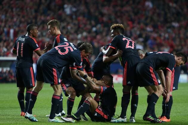 April 13, 2016 - Lisbon, Portugal - Bayern Munich s midfielder Arturo Vidal celebrates with teammates after scoring during the UEFA Champions League quarter-final second leg football match between SL Benfica and FC Bayern Munich at the Luz stadium in Lisbon on April 13, 2016...........UEFA Champions League quarter-final second leg football match SL Benfica vs FC Bayern Munich - ZUMAf123