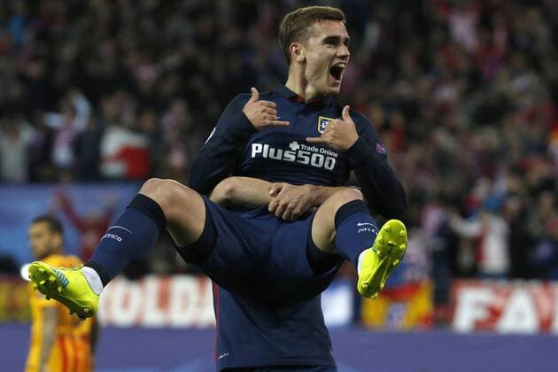 Atletico de Madrid French foreward Antoine Griezmann celebrates his first goal for the team during a Champions League quarter final second leg match between Atletico de Madrid and FC Barcelona Barca at Vicente Calderon stadium in Madrid, Spain, 13 April 2016. ATLETICO MADRID VS BARCELONA !ACHTUNG: NUR REDAKTIONELLE NUTZUNG!  MAD023 20160413-635961807866834226