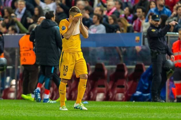 Mittwoch 13.04.2016, Champions League - Viertelfinale, Rueckspiel in Madrid, Saison 2015 2016, Atletico Madrid - FC Barcelona Barca 2:0, enttaeuscht, enttaeuschung, Jordi Alba (Barcelona 18) DeFodi507