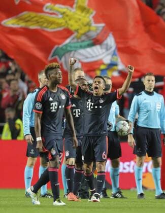 Thiago ALCANTARA, FCB 6 Schlussjubel BENFICA LISSABON - FC BAYERN MUENCHEN 2-2 Quarterfinal, Football UEFA Champions League, Lissabon, 13.04.2016 Rueckspiel CL Saison 2015 2016
